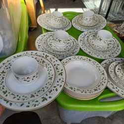 40 Piece  Wallace Silver Smith Fine Porcelain