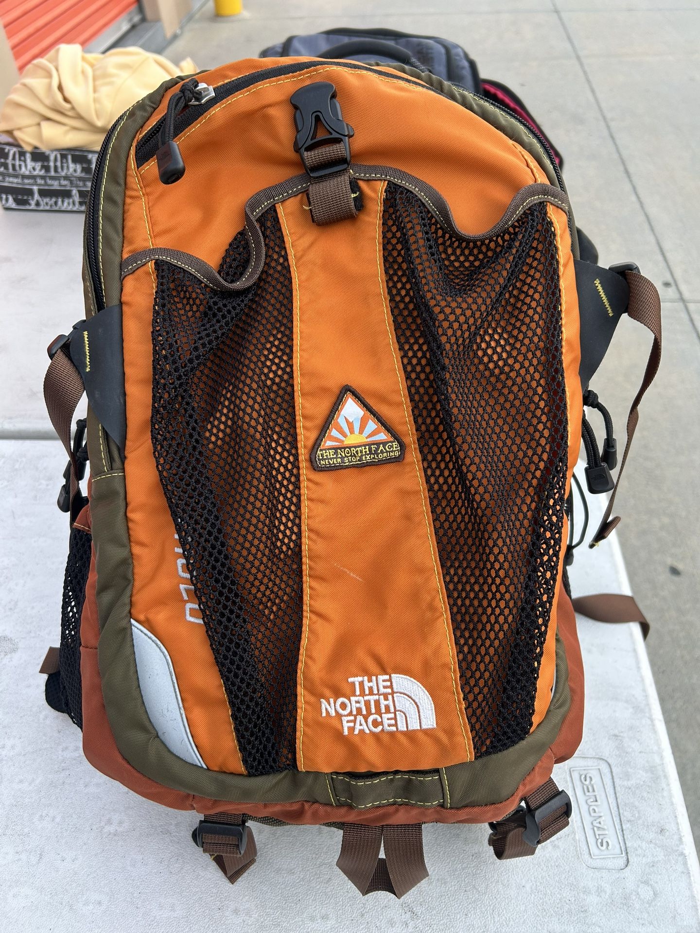 The North Face Tholu Backpack