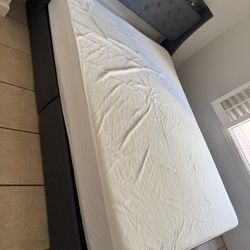 Queen Size Mattress 