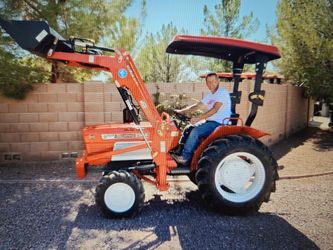 YNM 28hp Tractor