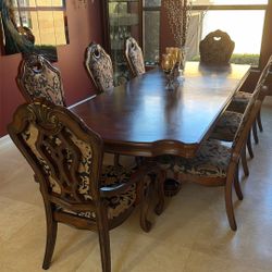 Dining Room Set For Immediate Sale
