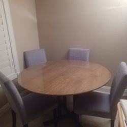 Round Dining Table Set With Extra Glass Top And 4 Sturdy    Chairs But Sits Up To 6 People  