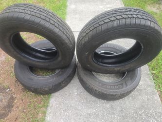 4 Goodyear ASSURANCE Tires 225 70 16 inch like new