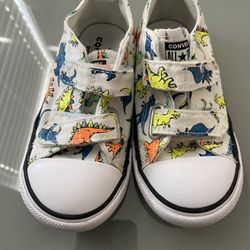 Converse Size 9 C 