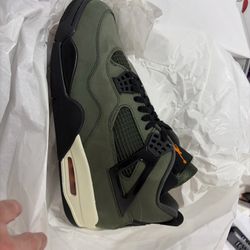 Size 10.5 - Undefeated x Air Jordan 4 Retro 2025 Green