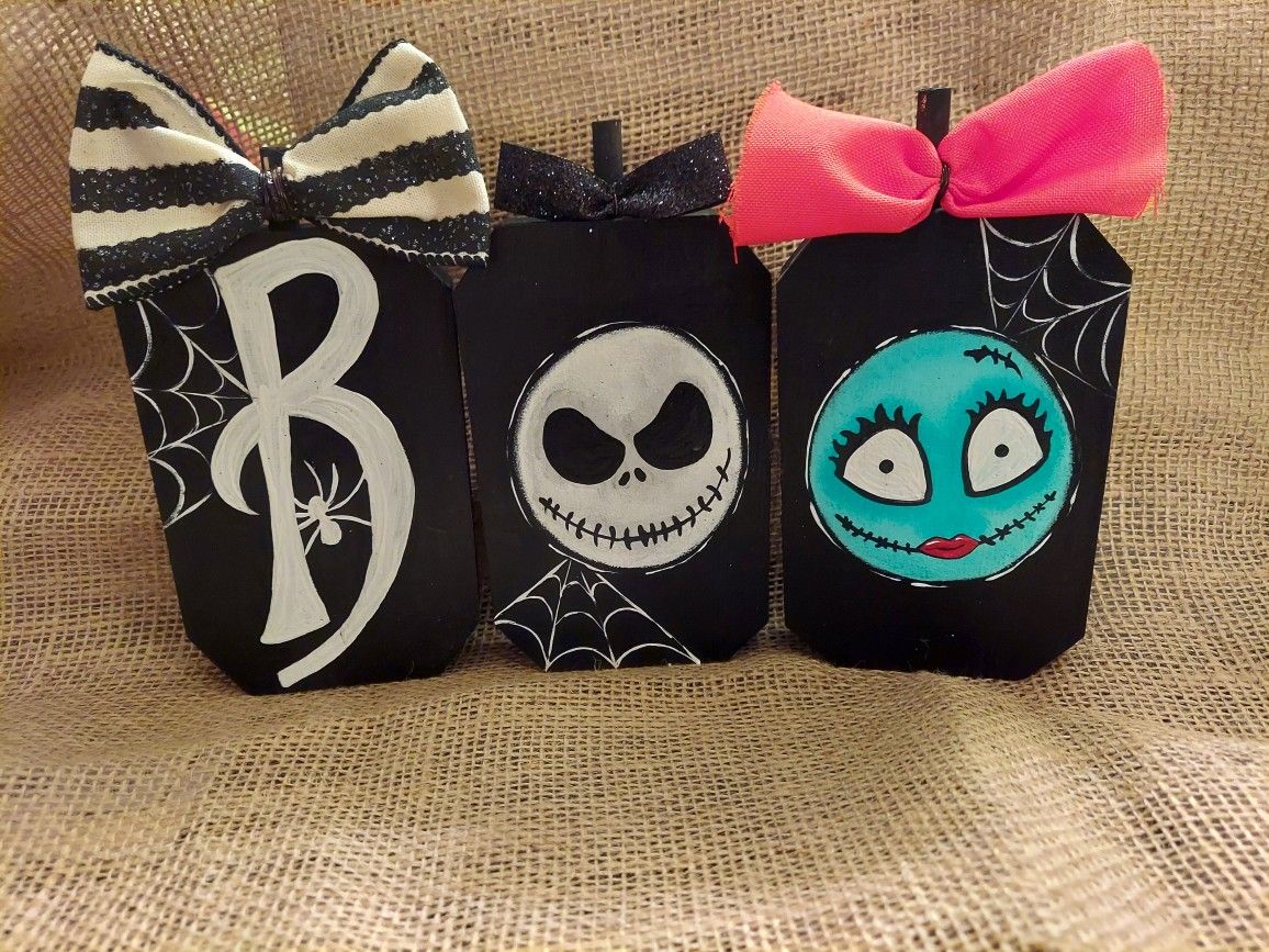 Nightmare Before Christmas BOO sign