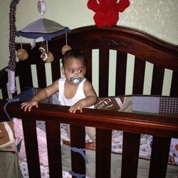 Mahogany Wood Crib / Full Size Bed