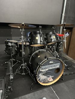Dw Collectors