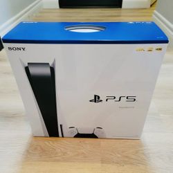 PlayStation 5 disc console