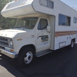 RV - FREE - 78 Ford Roadrunner