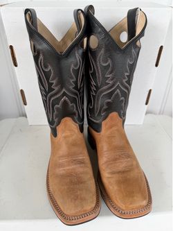 Size 5Y boots