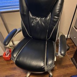 Gaming /desk Chair 65$ Obo