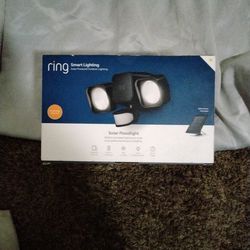 Ring Smart Lighting/ Solar Floodlight 