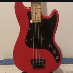 Bass Guitar 🎸  Make Me An Offer ! 