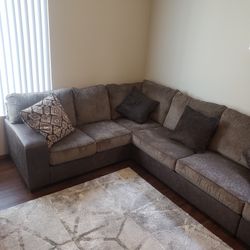  Ashley 4-Piece Sectional With Right-Facing Chaise Huge Sofa Couch
