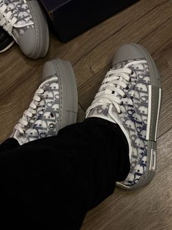 Dior b23