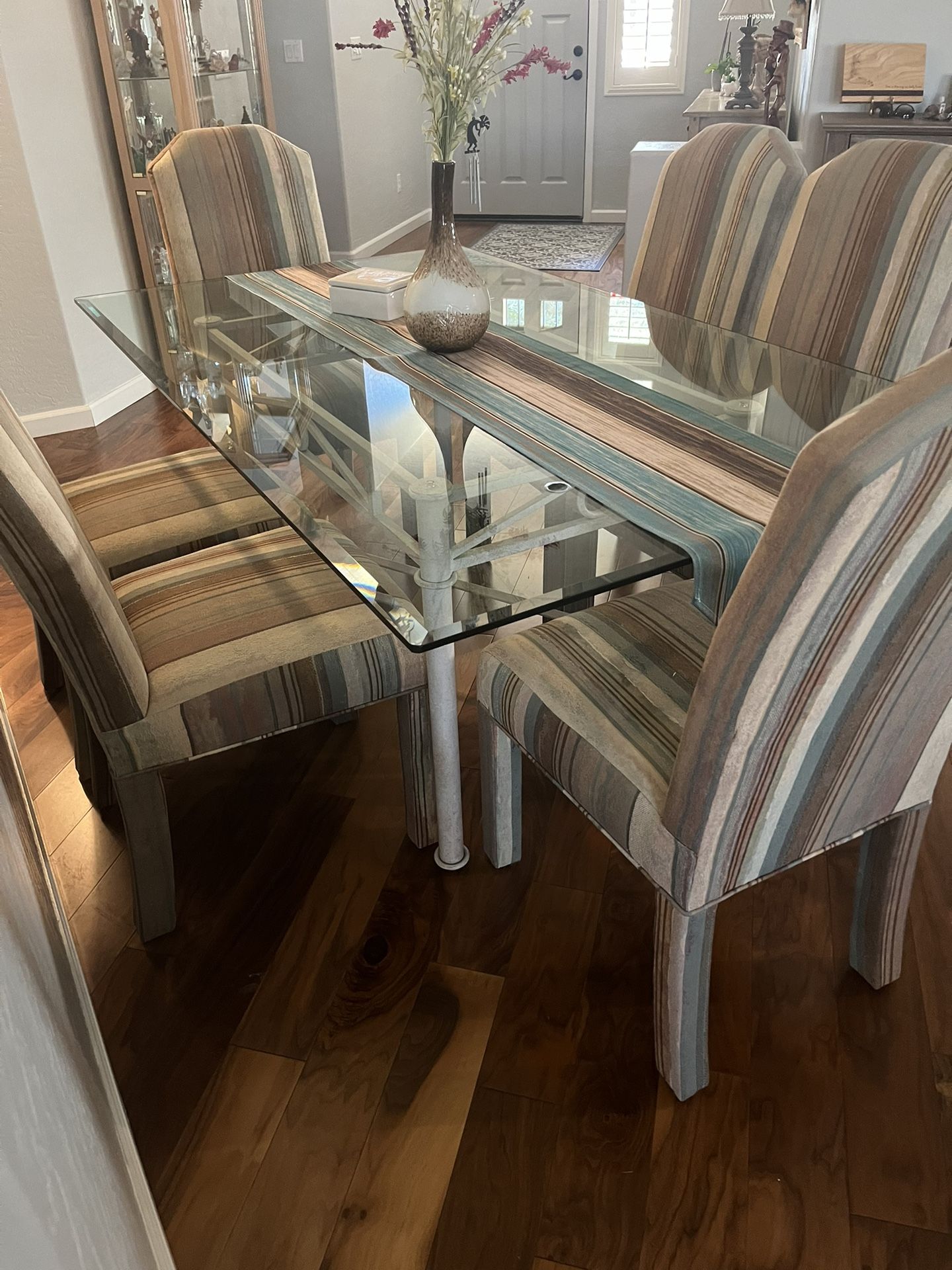 Glass Top Large Kitchen Table W/6 Chairs for Sale in Gilbert, AZ OfferUp