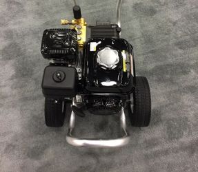 Pressure Washer Mi-T-M2700 PSI Direct Drivel Cold Water Honda engine.