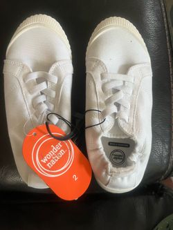 Wonder Nation shoes size 2