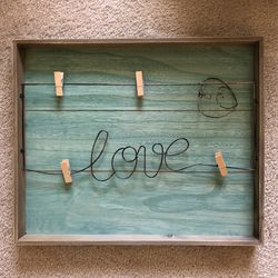 Picture Hanger / Wall Decor