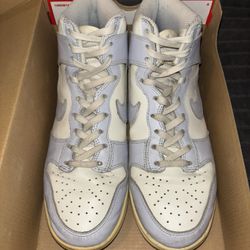 Nike Dunk High in Baby Blue