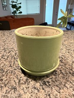 Green Ceramic Pot
