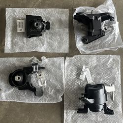 Motor Mounts For 09-12 Toyota RAV4 2.5L-L4
