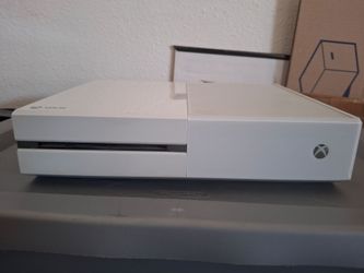White Xbox One Model 1540 Console Only With 2 Games
