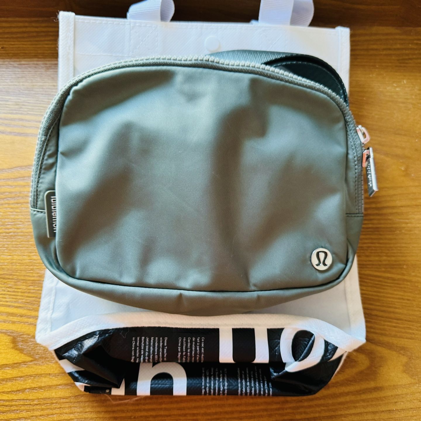 lululemon belt bag olive 1.8L Wunderlust – R & B Import Keep them close in this versatile belt bag that helps you get out the door and on to your next adventure. How to find lululemon Everywhere