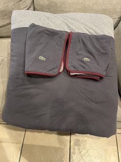 Lacrosse comforter With Two Shams 