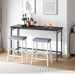 Bar Stools (x2)