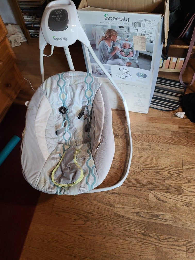 Baby Swing Rocks with Music Ingenuity