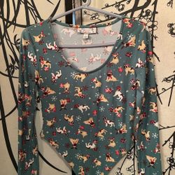 Planet Gold Women's Green Bodysuit W/Santa Hat Dogs & Snowflakes