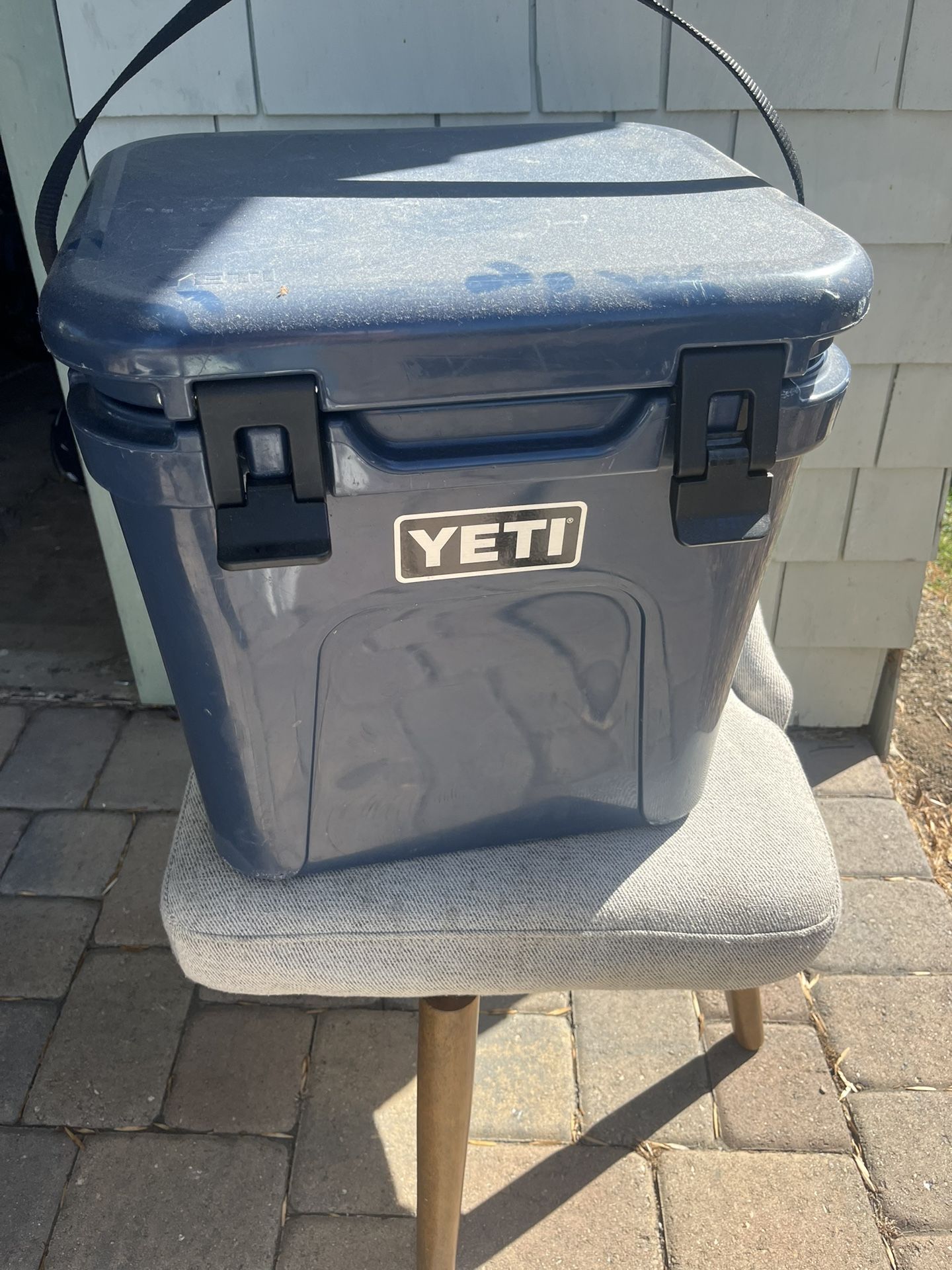 Yeti Cooler - Size 15