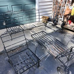 Vintage wrought iron patio set 
