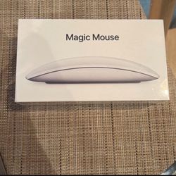 Brand New Apple Mouse