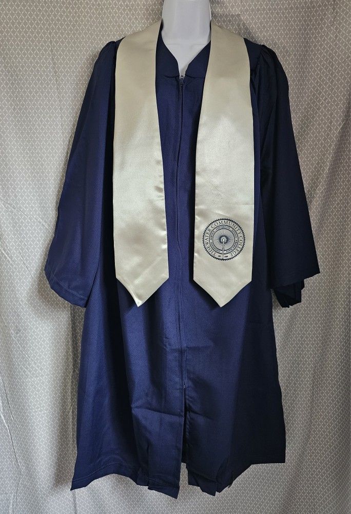 TCC Tidewater Community College Cap And Gown 23 Commencement With STOLE