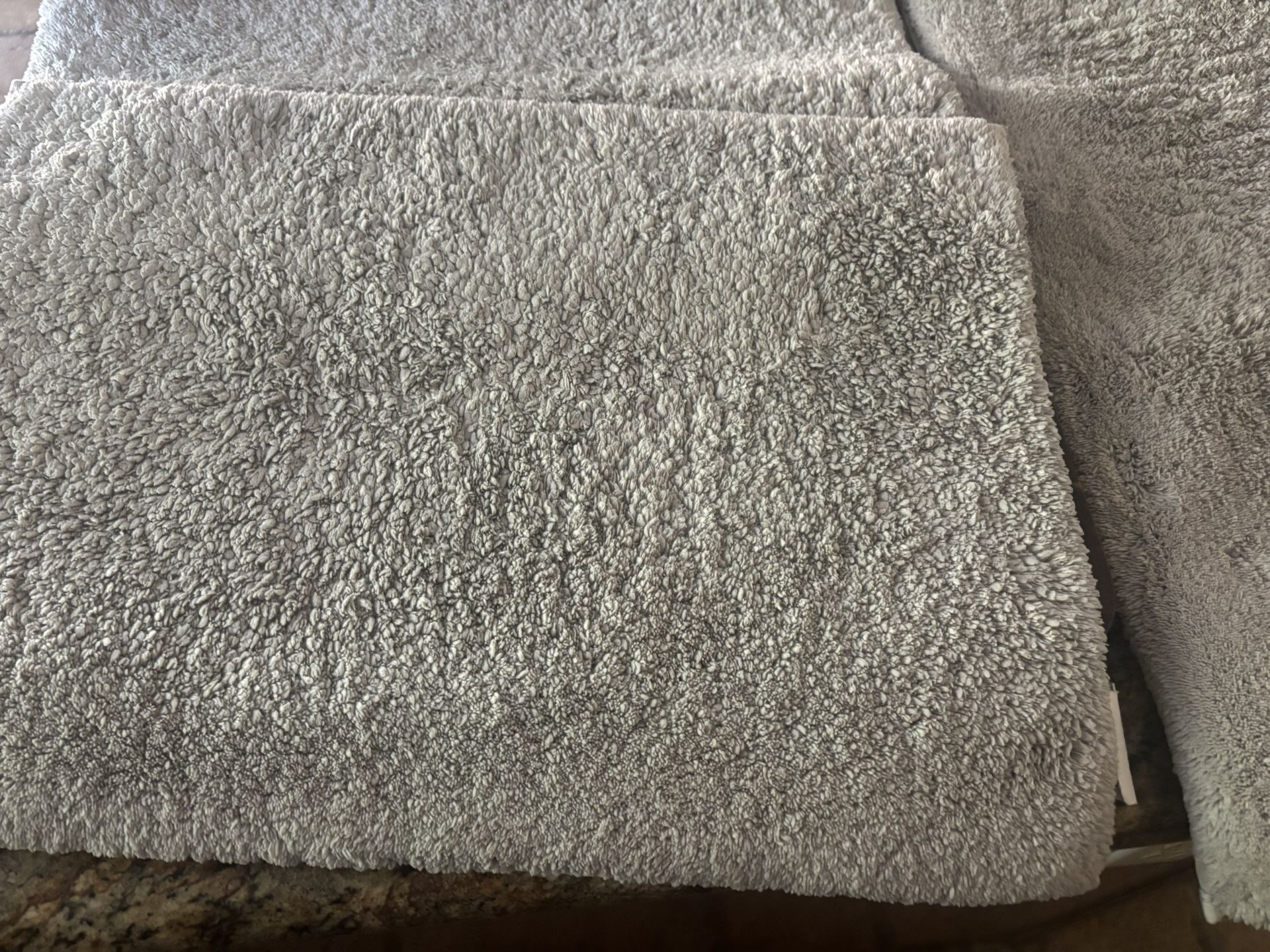 LIGHT GREY BATH RUGS!
