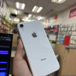 Iphone XR 64GB UNLOCKED 