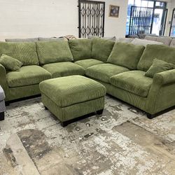 New Sectional Corduroy Sofa Couch! Free Delivery 🚚! 