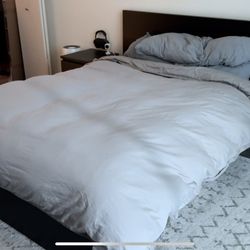 Queen Bed Frame And Pillow Top Mattress