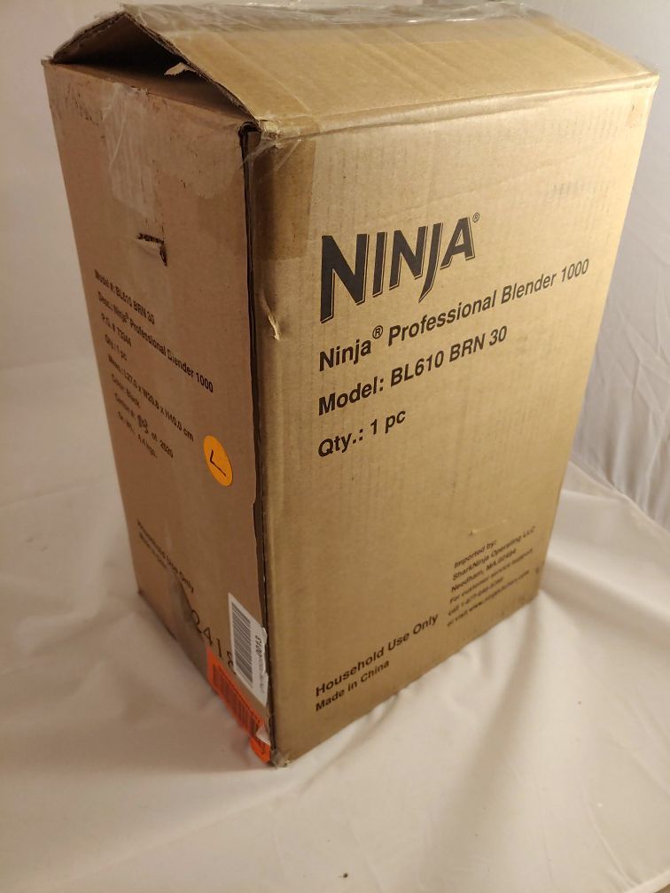 Ninja Professional 1000 watt blender (BL610) for Sale in Pasadena