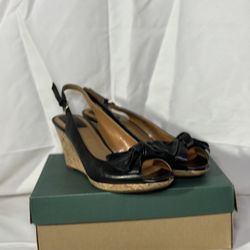 Clarks Bendables Black Leather Fiddle Bow Flats – Size 7.5