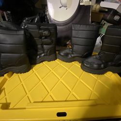 Snow Boots 