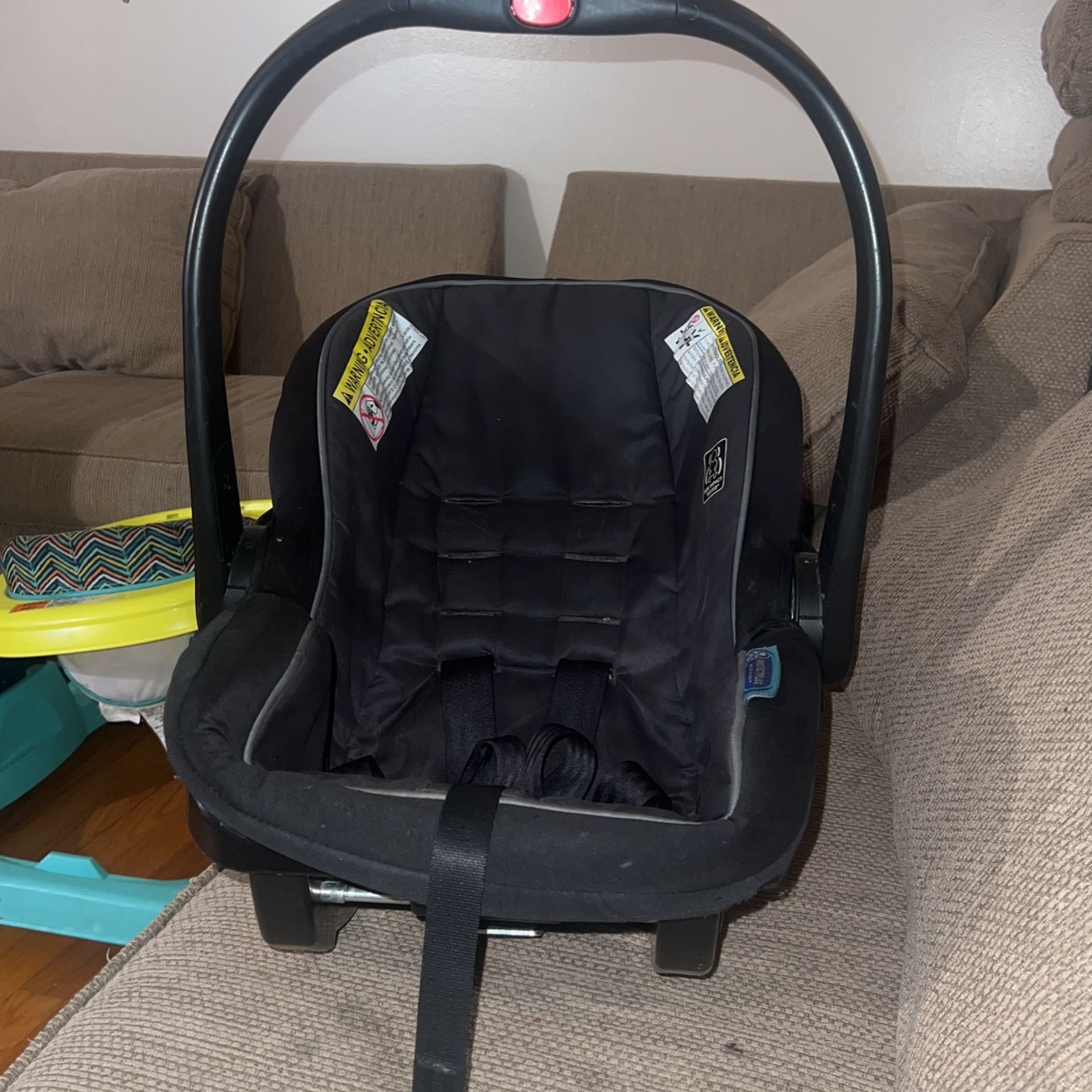 Newborn Car seat