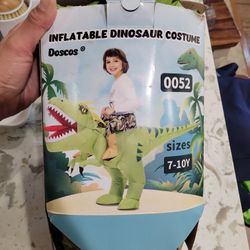 Costume