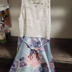 Size 8 Dress Wore One Time