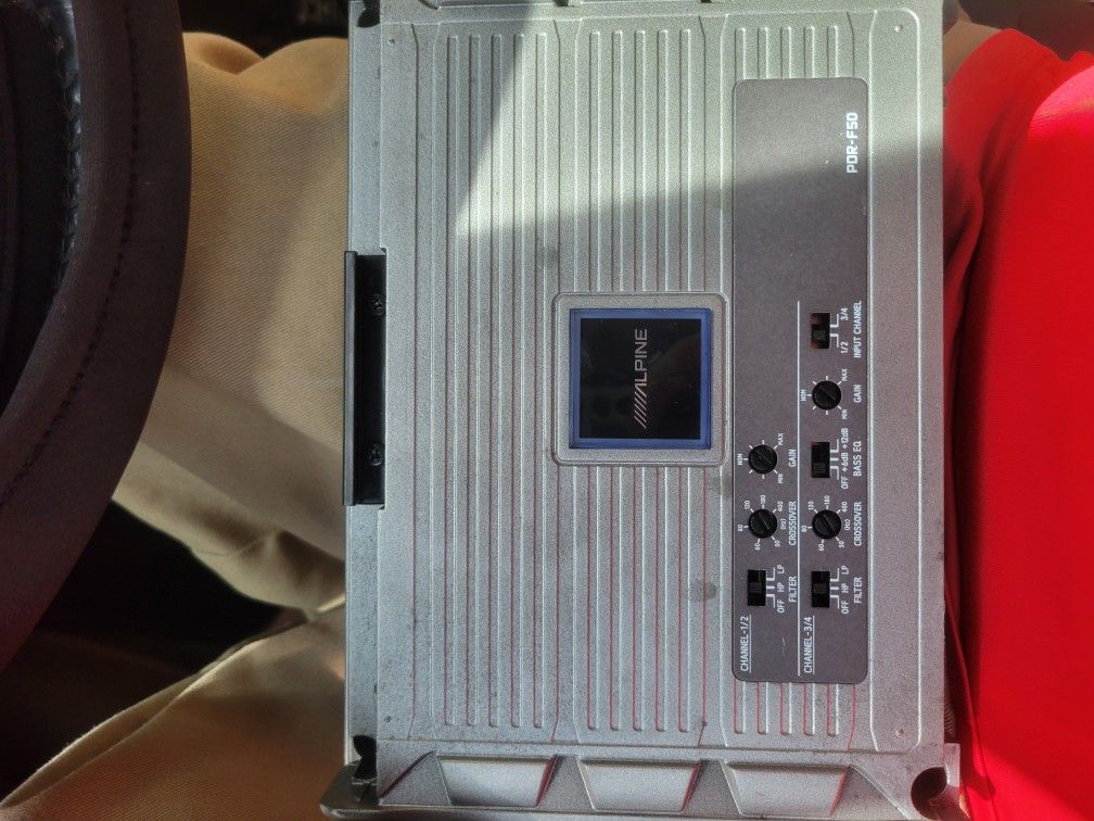 4 Channel Alpine Amplifier