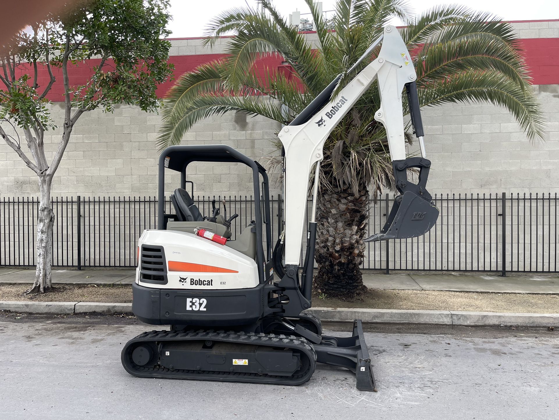 2017 Bobcat E32