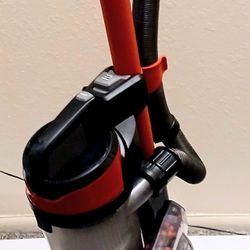 Bissell Clean View Vacum W/ Turbo Brush ( New) Only $35 All Artachments